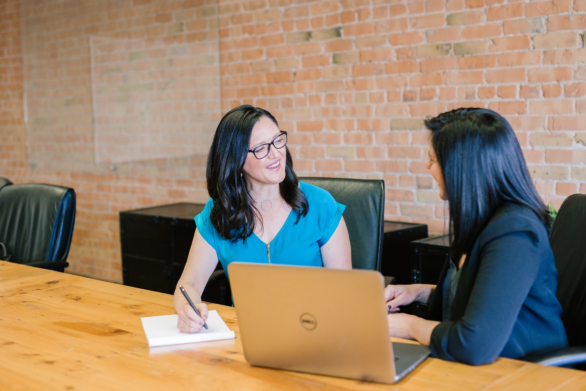  Cómo seleccionar un empleado para su equipo de trabajo