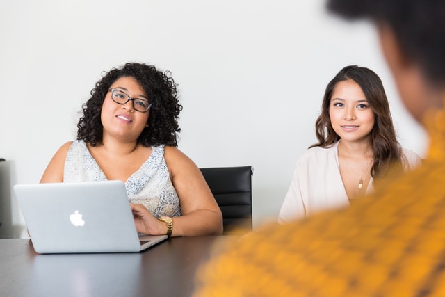 como seleccionar un empleado para su equipo de trabajo
