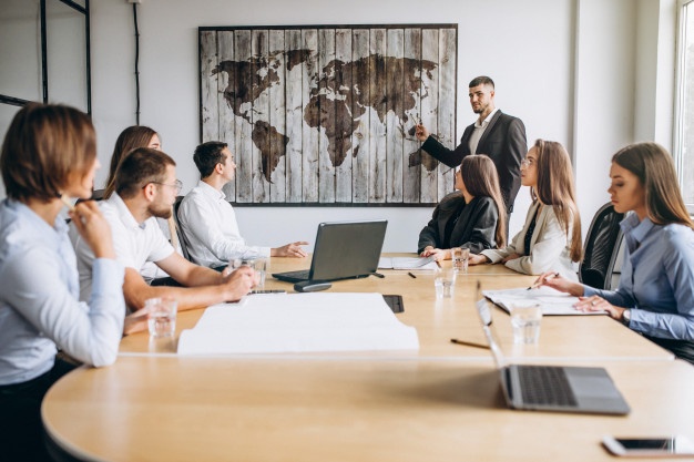 Inglés-en-el-mundo-de-los-negocios El mundo de los negocios empresariales en inglés